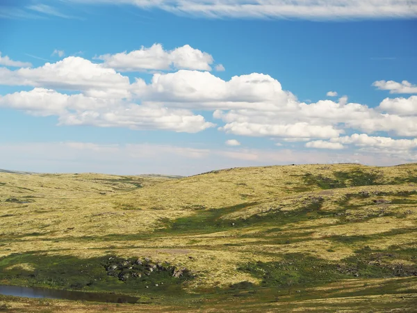 Clouds and sky over the tundra in the north of Russia — Stock Photo, Image