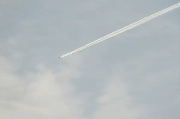 Flugzeug Himmel Mit Wolken — Stockfoto