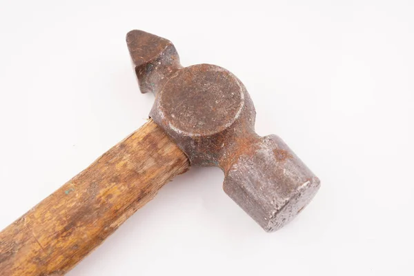 Alter Hammer Mit Holzstiel Auf Weißem Hintergrund — Stockfoto