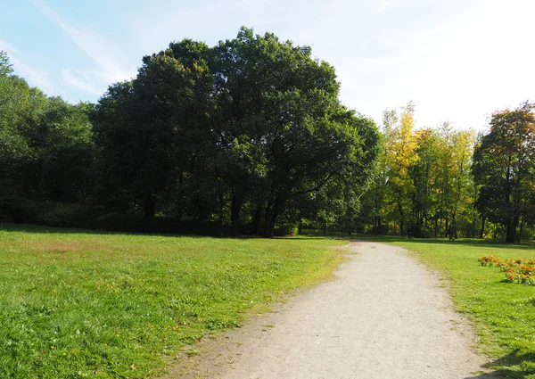 Park na podzim — Stock fotografie