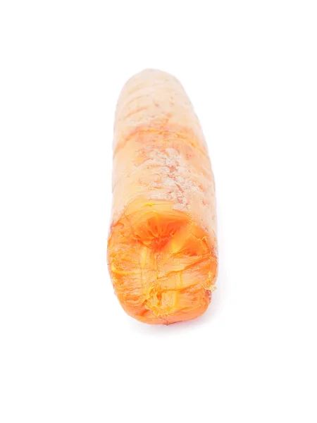 Неочищенная морковь на белом фоне — стоковое фото
