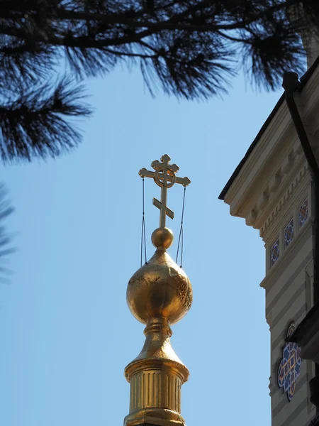 Cúpula da igreja cristã — Fotografia de Stock