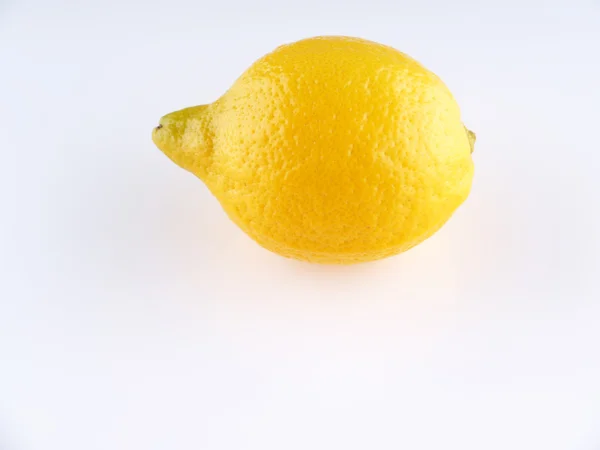 Zitrone auf grauem Hintergrund — Stockfoto