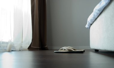 Bambu parmak arası terlik