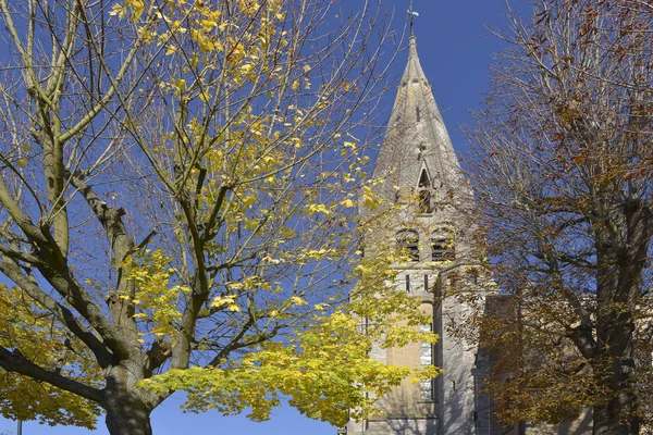 Iglesia en Coulommiers en Francia — Foto de Stock