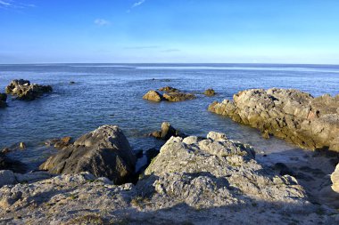 Batz-sur-Mer 'de Rocky Coast, Batı Fransa' da Loire-Atlantik Bölümü 'nde bir komün. Kasaba Biscay Körfezi ile tuz bataklıkları arasında yer alır..