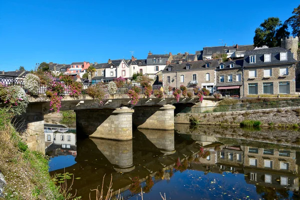 River Oust Part Canal Nantes Brest Flowered Bridge Josselin Commune — Stock Photo, Image