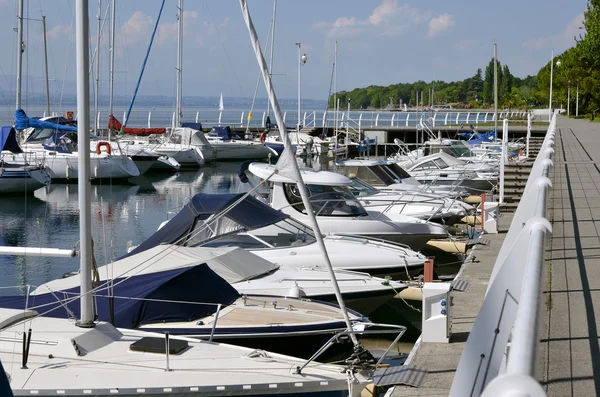 Haven van Thonon les Bains in Frankrijk — Stockfoto