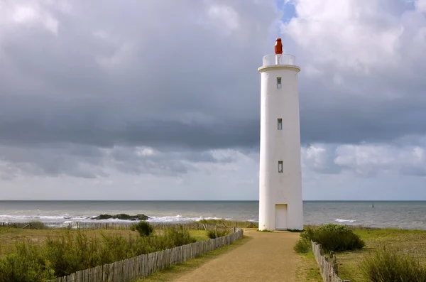 Maják saint-gilles-croix-de-vie ve Francii — Stock fotografie