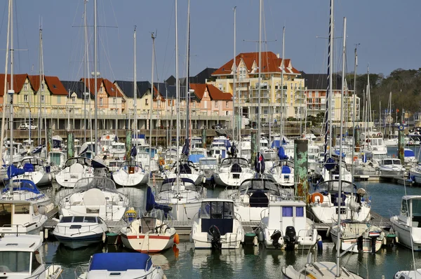 Port Guillaume bei dives sur mer in Frankreich — Stockfoto