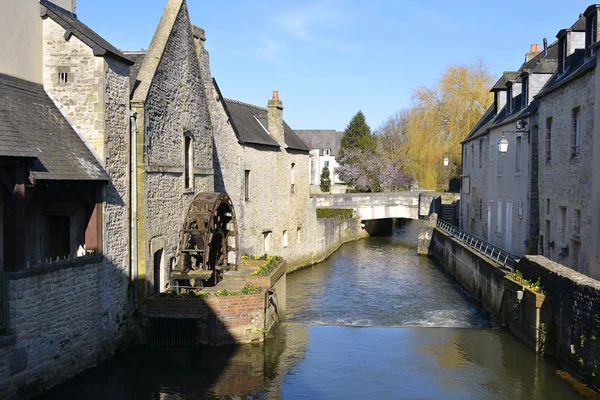 Rivier Aure in Bayeux in Frankrijk — Stockfoto