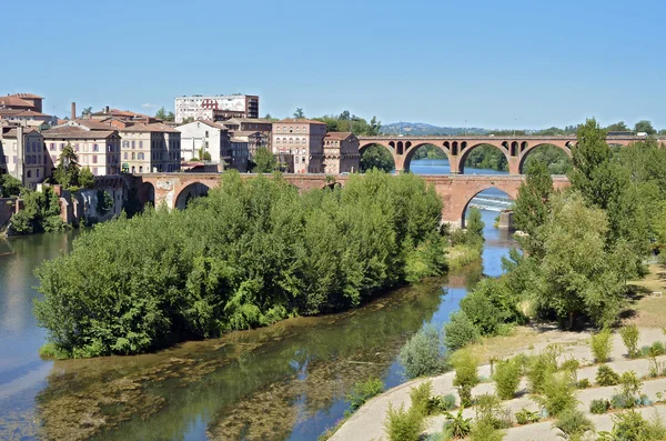 De rivier de Tarn op Albi in Frankrijk — Stockfoto