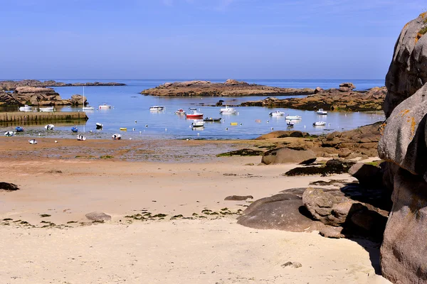 Strand von trébeurden in Frankreich — Stockfoto
