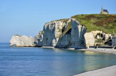 etretat Fransa'nın ünlü uçurumlar