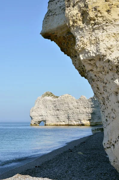 Famosas falésias de Etretat na França — Fotografia de Stock