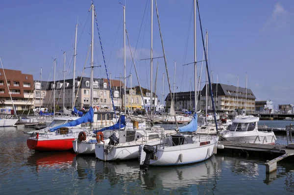 Portu Courseulles sur Mer we Francji — Zdjęcie stockowe