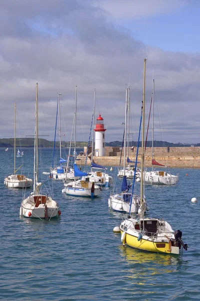 Puerto de Erquy en Francia — Foto de Stock