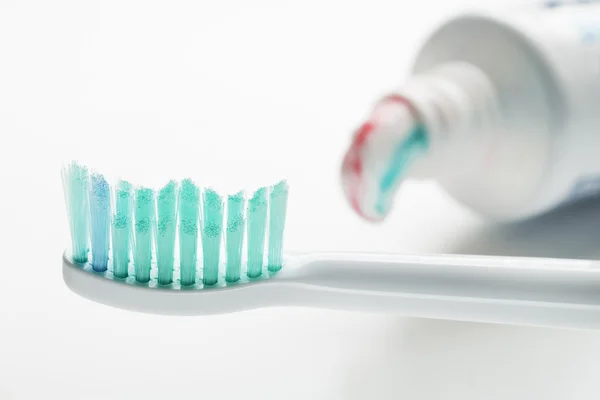 Toothbrush with toothpaste — Stock Photo, Image