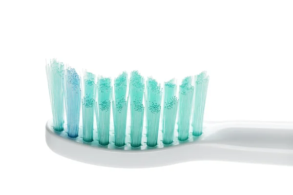 Зубная щетка изолирована на белом — стоковое фото