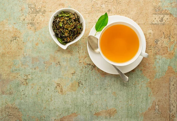 Filiżanka Herbaty Zielonym Liściem Herbaty Zdrowa Koncepcja — Zdjęcie stockowe
