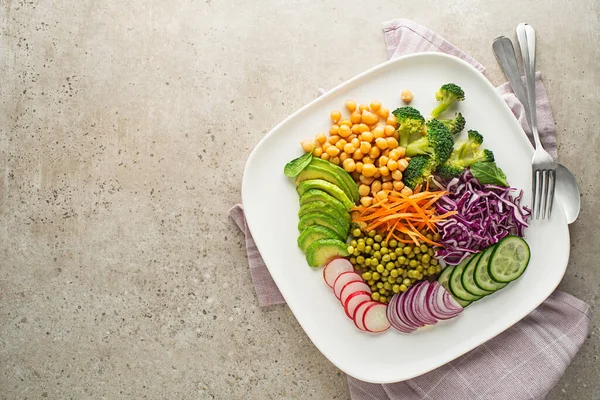 Assiette Végétalienne Saine Salade Végétarienne Avocat Pois Chiches Chou Rouge — Photo