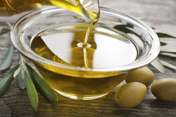 Оливкова олія — стокове фото