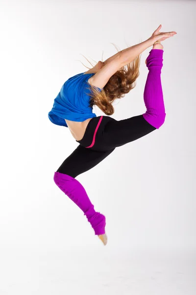 Young happy woman does fitness exercise — Stock Photo, Image