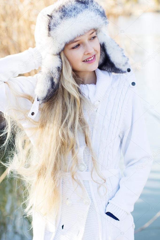 cute girl winter clothes