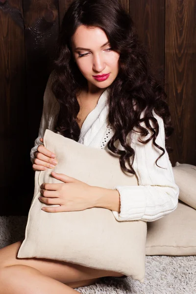 Girl in warm knitted handmade clothes at home. — Stock Photo, Image