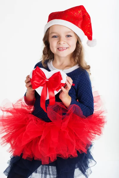 Ευτυχισμένο παιδί κορίτσι με το πλαίσιο δώρο Χριστουγέννων — Φωτογραφία Αρχείου