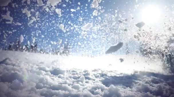 junger Mann beim Snowboarden auf Bergen in der Sonne und klopfte den Schnee in die Kamera. Zeitlupenaufnahmen