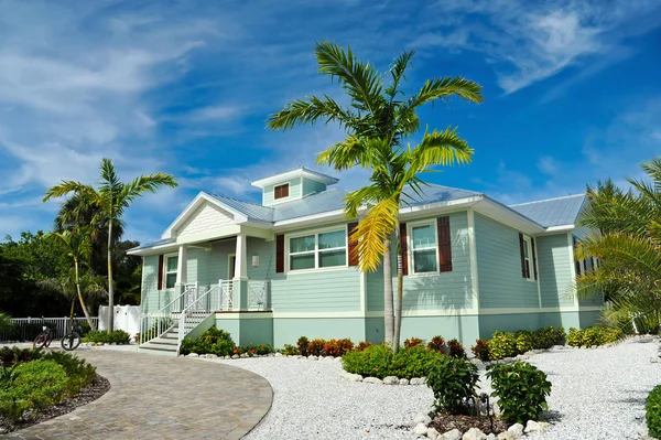 Casa de playa Imágenes de stock libres de derechos