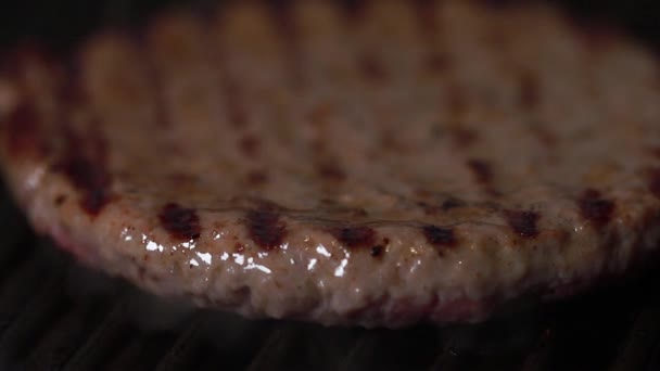 Burger Patty Frytki Patelni Zbliżenie — Wideo stockowe