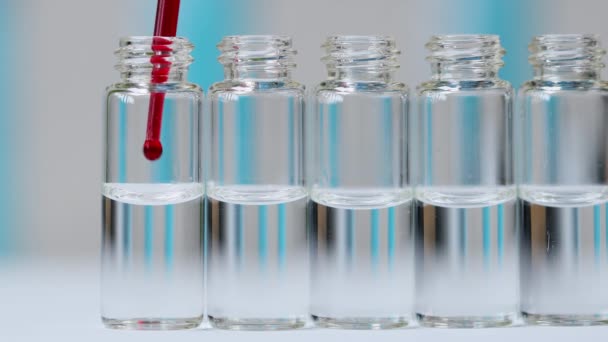 Uma Análise Sangue Num Laboratório — Vídeo de Stock