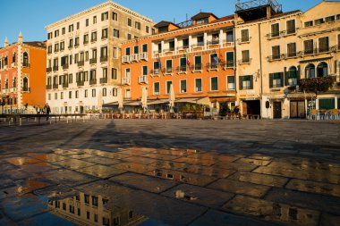 Venedik oteli göster