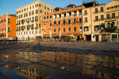 Venedik oteli göster