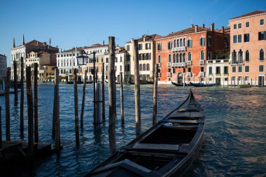 Venedik 'te Gondollar