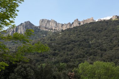 Fransızca Pyrenees kalede Peyrepertuse 