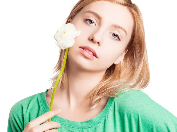 çiçek ile sarışın