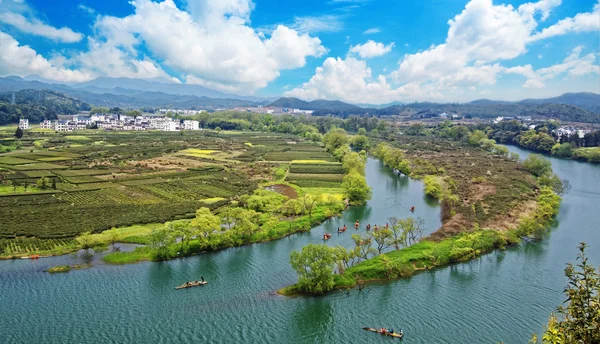 Paisaje rural en el condado de wuyuan — Foto de Stock