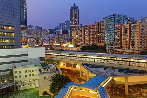 Hong Kong-kwun tong centrum 's nachts — Stockfoto