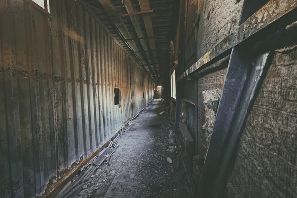 Old abandoned ruin factory damage building inside — Stock Photo, Image