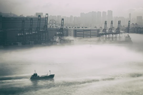 Hong Kong cargo port — Stockfoto