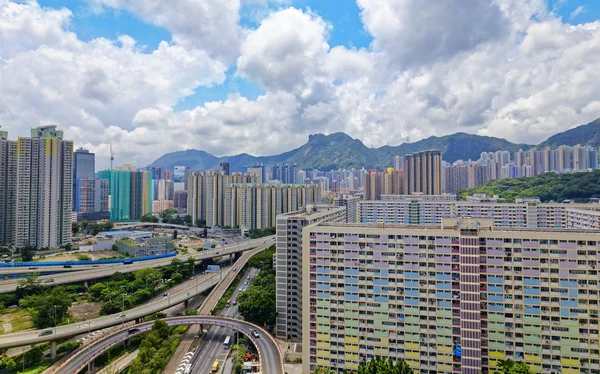 Hong Kong offentliga egendom med landmark lion rock — Stockfoto