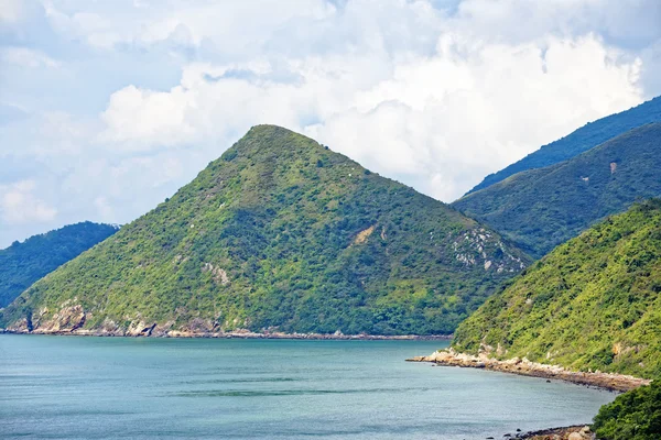 クリミア山脈と黒海の風景 — ストック写真