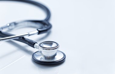 Stetoskop nesneyi kapatın