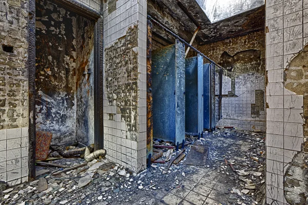 Ruins of damaged factory — Stock Photo, Image