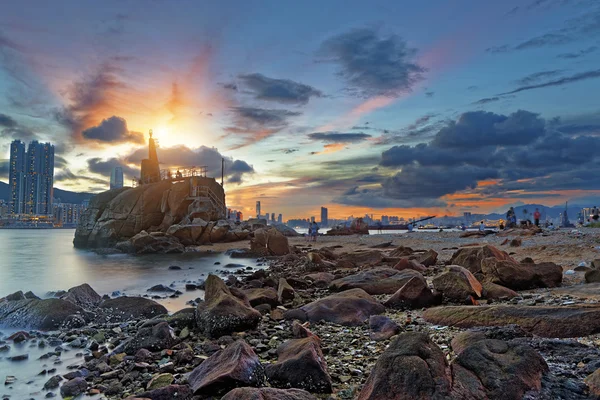 Light House à la mer Cove au coucher du soleil — Photo