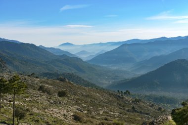 Sierra Cazorla Sıradağları üzerinde görünümü