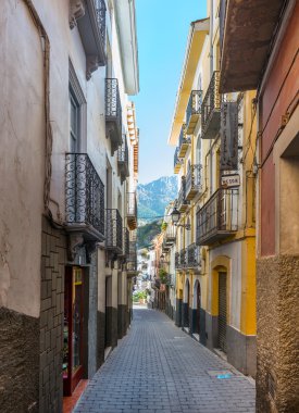 Yan sokakta Cazorla şehirdeki